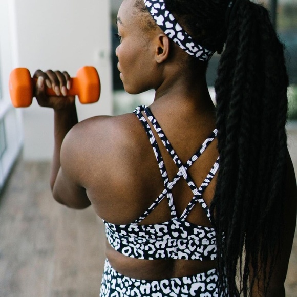 Black and White Leopard Light n Tight Strappy Bra Size US Large - Picture 2 of 5